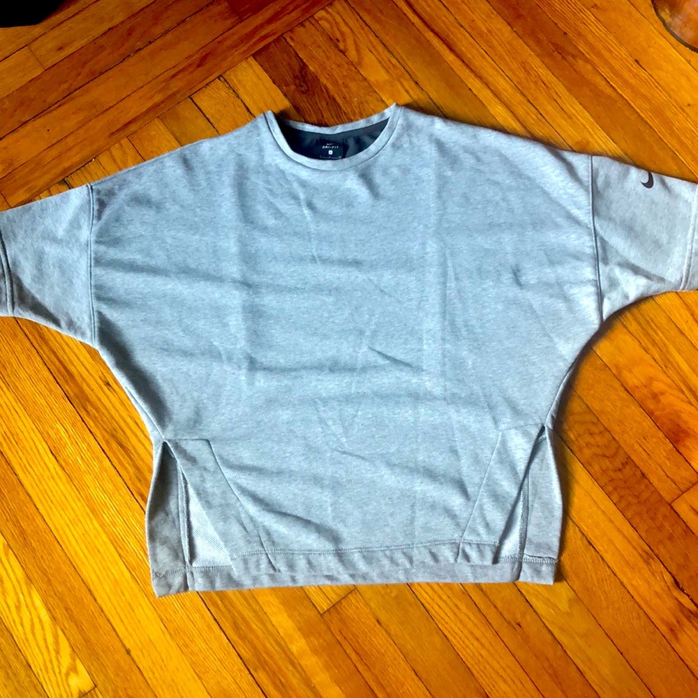 Nike Short Sleeve Sweatshirt